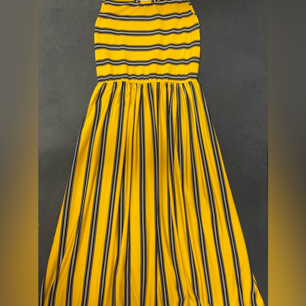 Yellow spring dress with blue lines